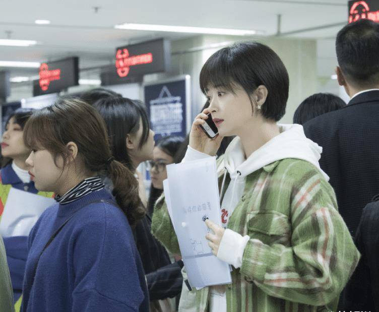 这部作品是由蒋欣,高伟光,丹琳,高旭阳和米露等人领衔主演的一部作品.