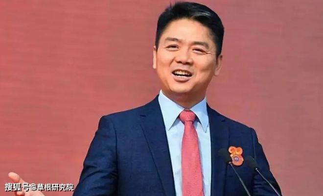 刘强东的美女助理:89年普通本科生,5年内直升副总裁,身价高达180亿