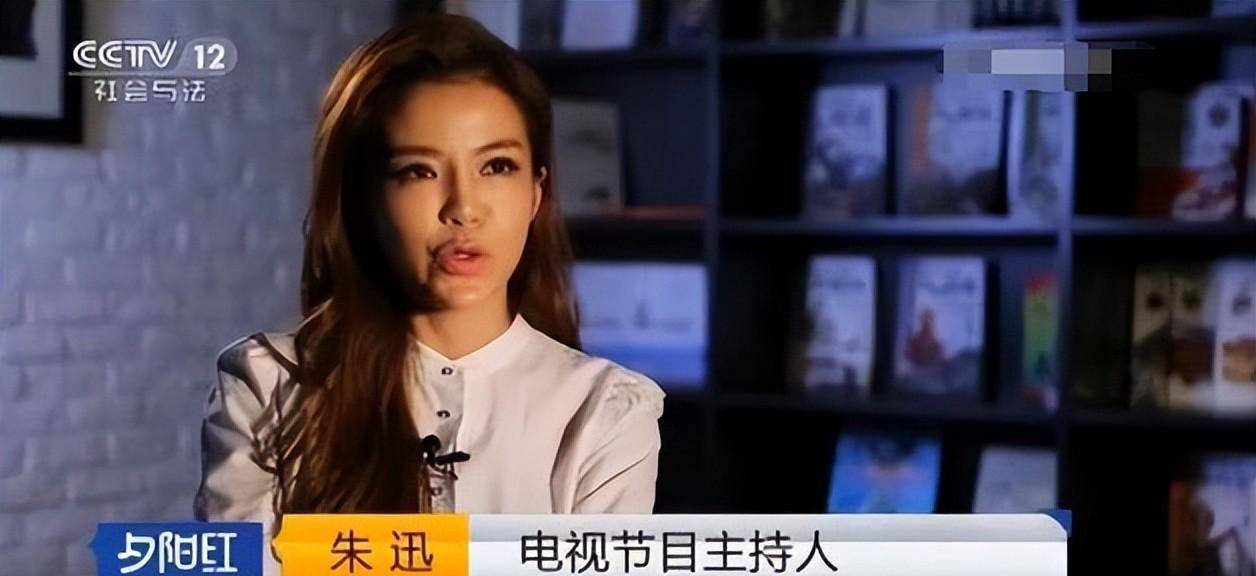 坚强的朱迅:17岁异国患癌,37岁失去父亲,母亲是她一生的痛_生活_人生