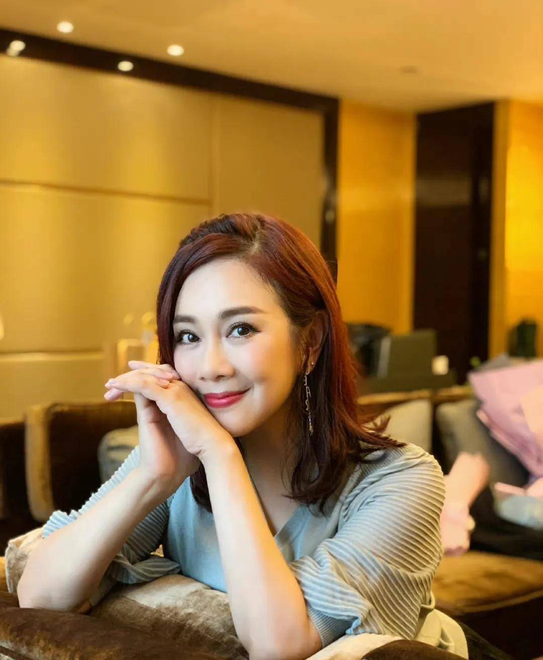 演员陈松伶,拍戏时遇见一个老公,和婆婆处成闺蜜_张铎_妈妈_时候