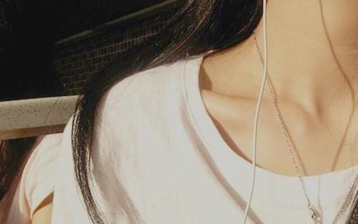 女生锁骨分为3种,特别第1种,清纯又不失性感!_形状_牛仔_青春