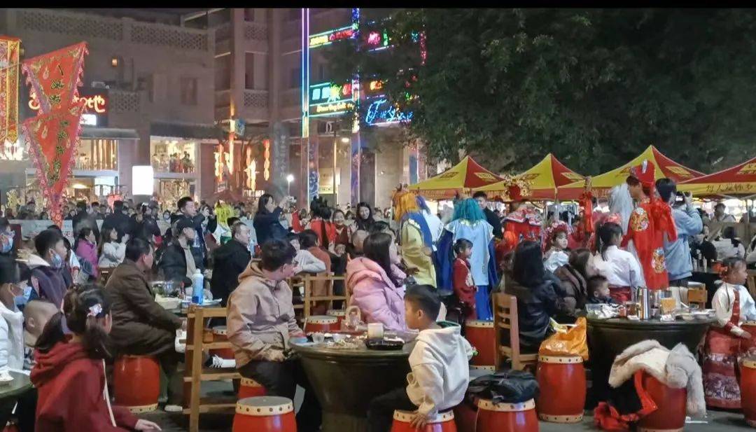 步行街 街道 街景 商业街 1080_617