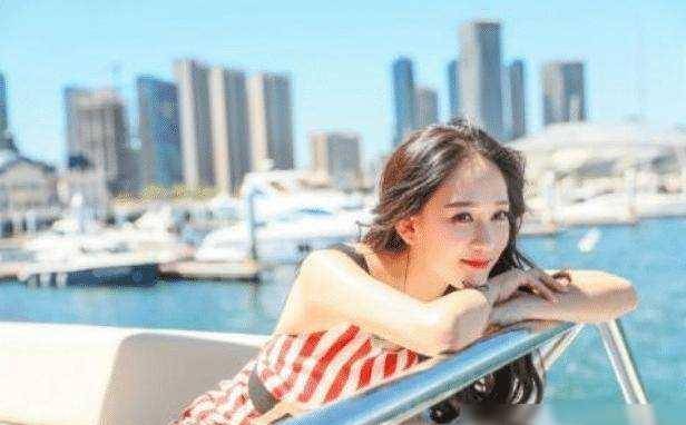 尽管如今陈乔恩主演的电视剧数量减少,但每次转型都会让人们看到全新