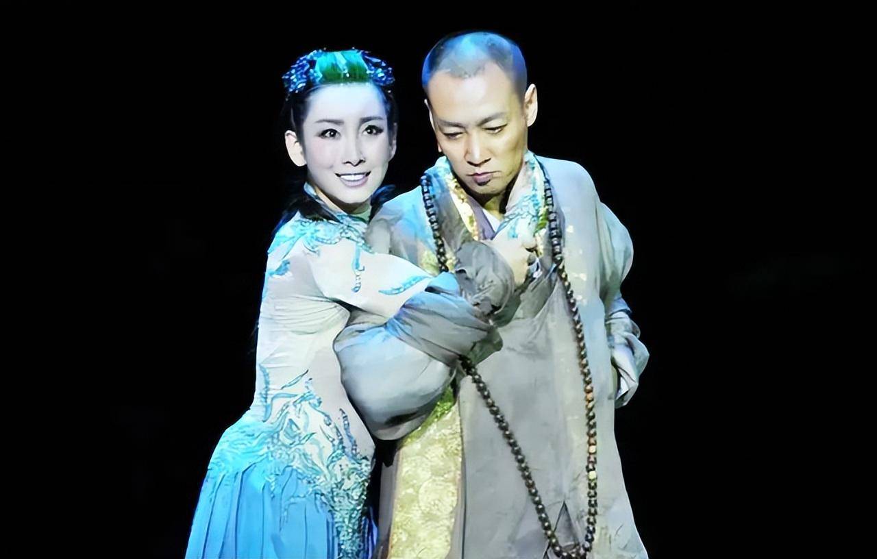 30年前,那场中国影史最隐秘的"床戏",还不是徐克最厉害的地方_青蛇