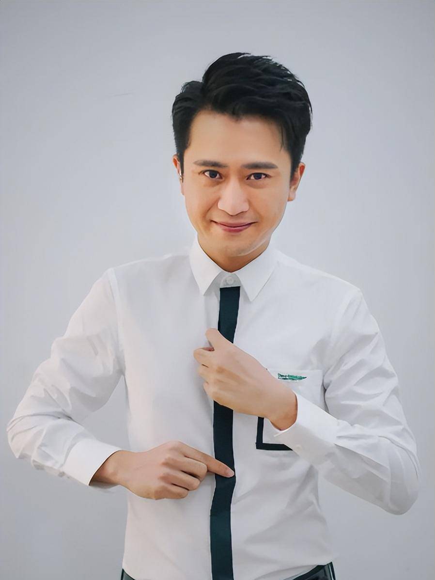 杨帆:抵达沈阳为分会场春晚做准备,老同事张蕾第一时间道贺_友情_职场