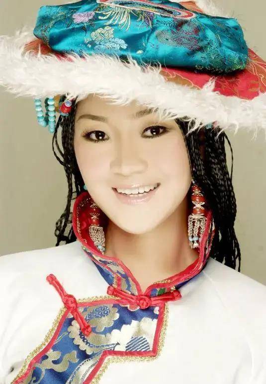 降央卓玛:婆婆是我的歌迷,我把婆婆当亲妈对待,婆家娘家都重要