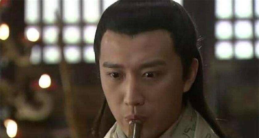 汉成帝宠爱赵飞燕,却被戴上一顶颜色不好的帽子,劝谏