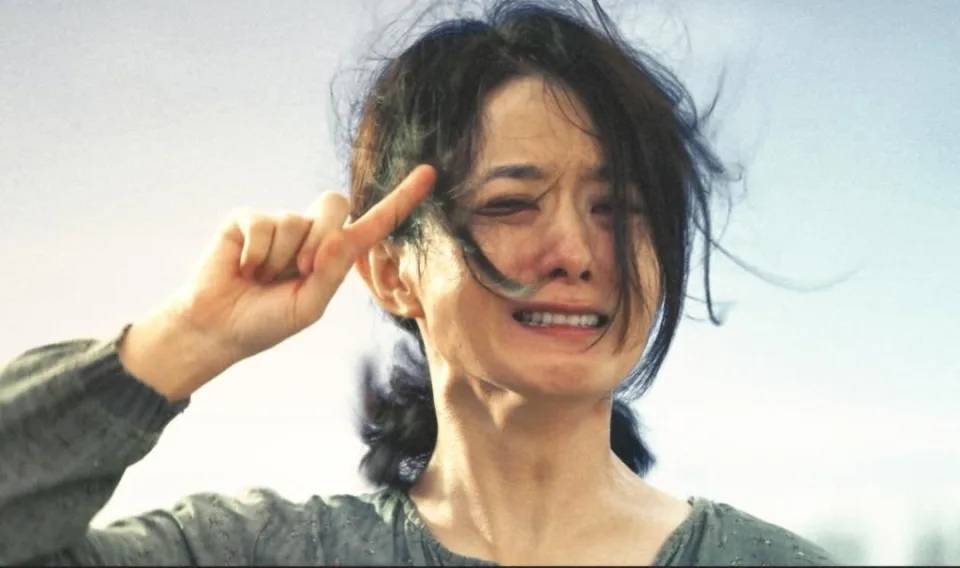 该片上映前大规模营销侧重点在配角赵丽颖的角色上,导致不少网友认为