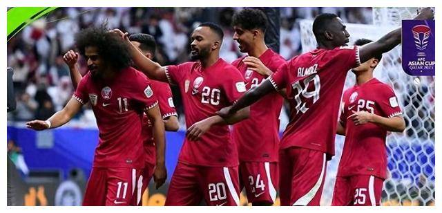 卡塔尔晋级亚洲杯决赛，国足仍换帅，头球战术成关键！