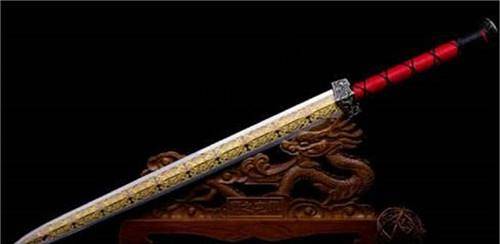 古代最霸气的5把宝剑,倚天剑只能垫底,第一名古人见了