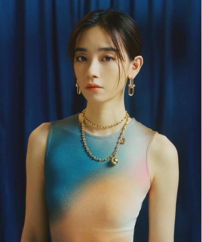 刘雅瑟:中性风选秀鼻祖,穷到和狗一起喝粥,如今怎么成