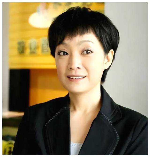 张嘉译背后的神秘女人,令成功男人倾倒的惊人魅力!_王海燕_事业_支持