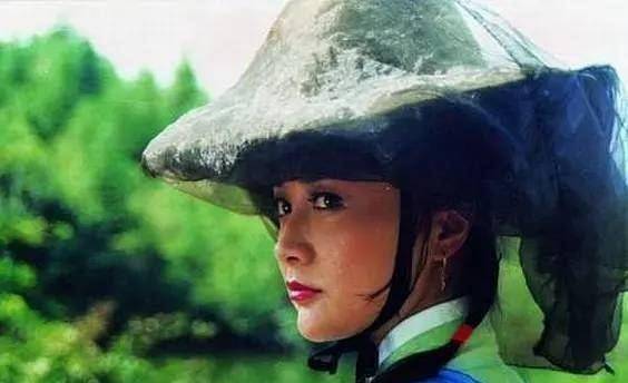 54岁金梦美貌不输朱琳,当红时嫁给同学淡出娱乐圈