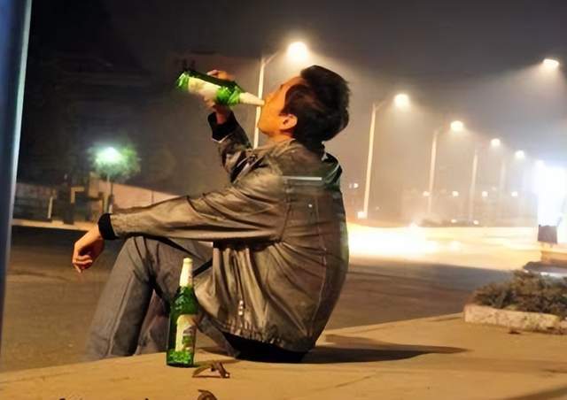 酒醒以后 来自搜狐网