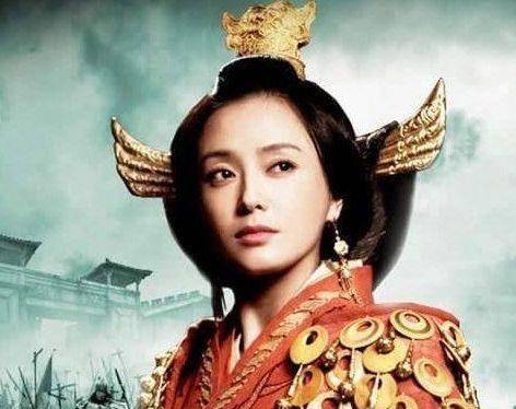 萧太后把两位大臣召集过来,对他们哭诉道:"母寡子弱,族属雄强,边防未