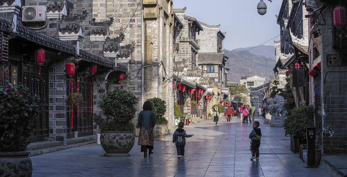 陕西这个古城,1500年来未更名,是4a景点但门票免费,就在汉江边_石泉