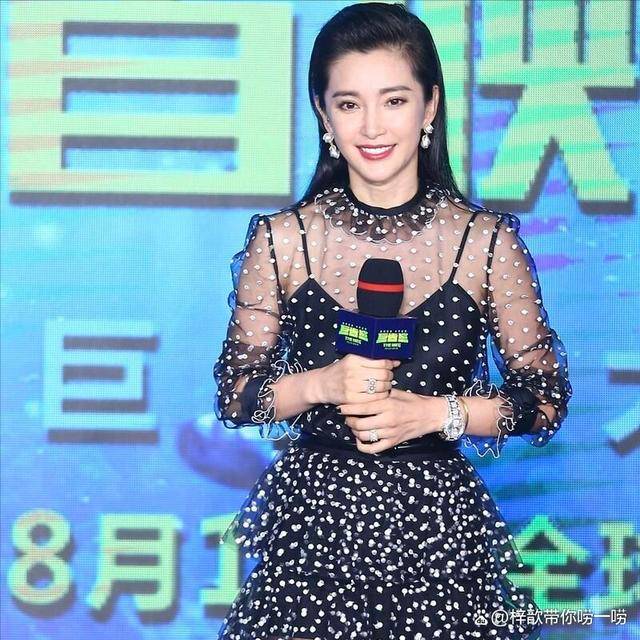 关于李冰冰的"上位"史,以及她身后的三个重要"大功臣"