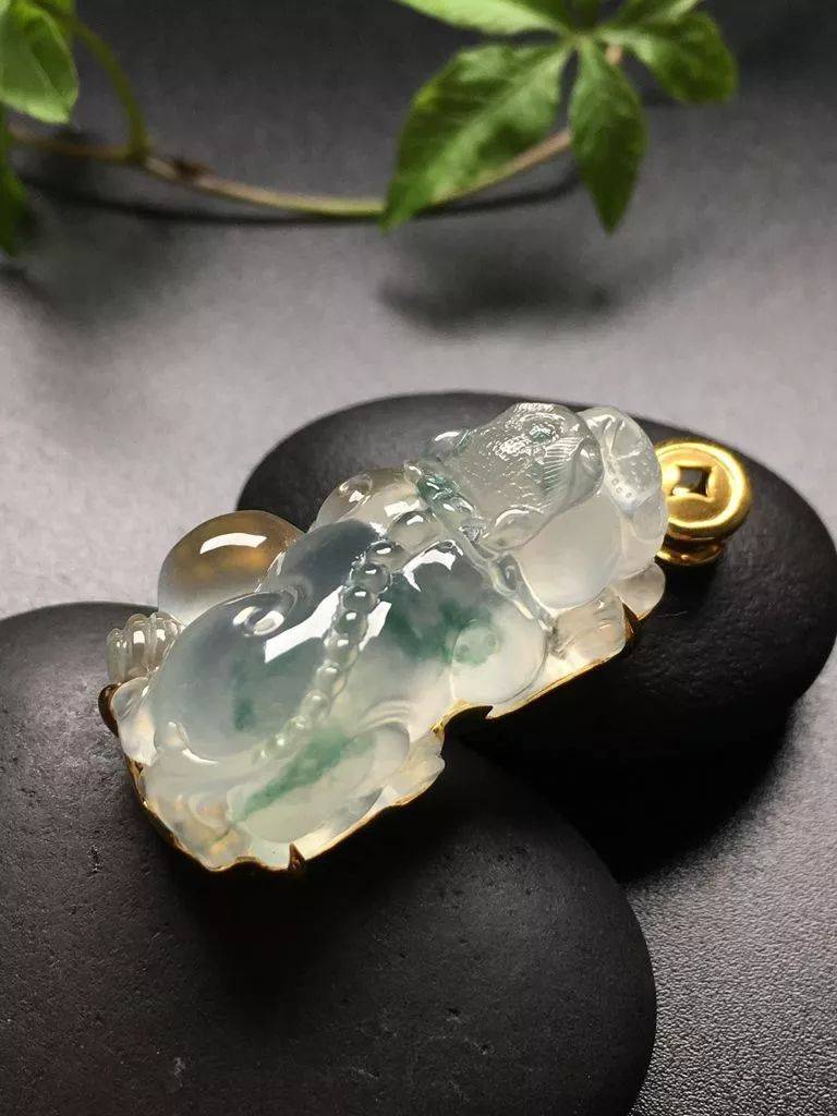 听说翡翠具有双层特征