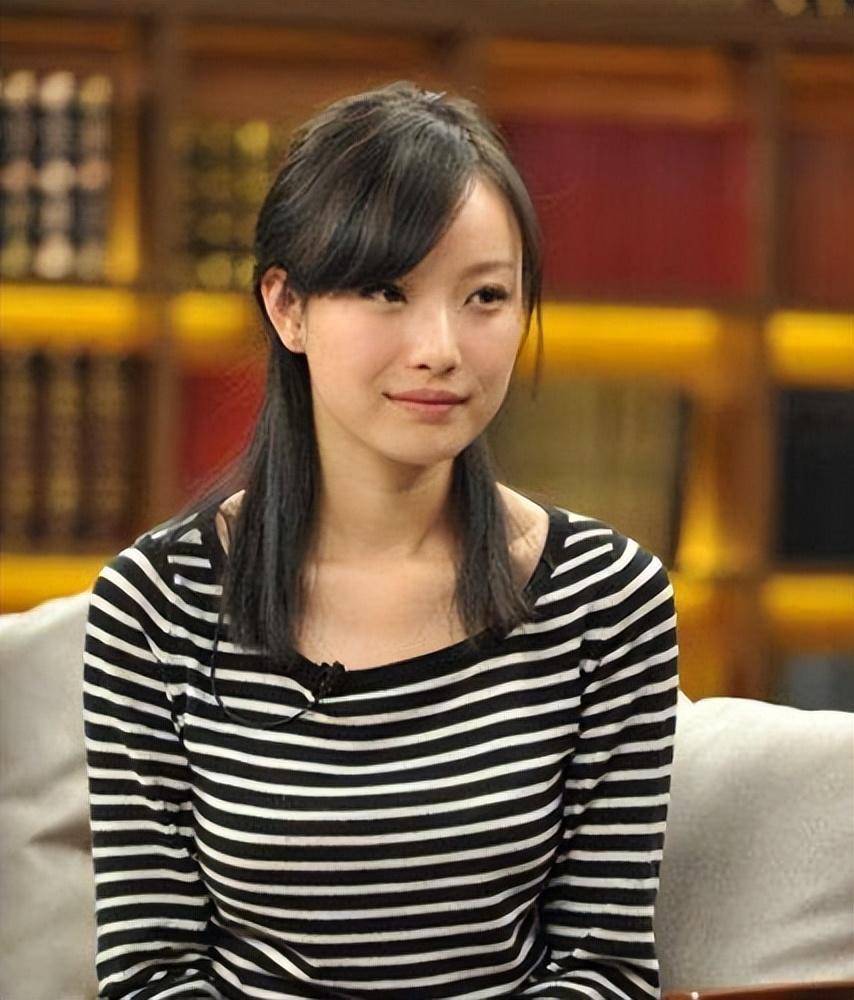 事实证明,离开张艺谋10年的倪妮,终于"活"过来了_电影_合作_金陵