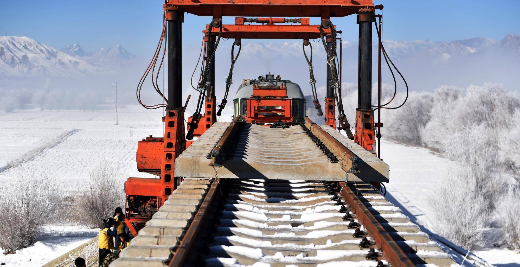 全球修建难度最高的铁路:耗资超3600亿元长1838千米,就在中国_造价