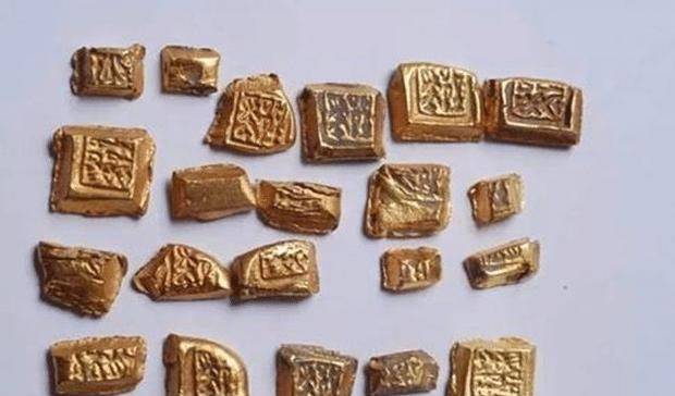 你还别说从外观上看真的好像金纸包装的巧克力.