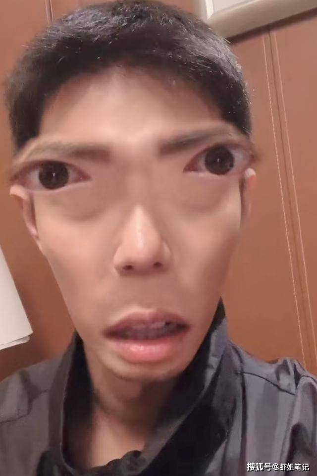 肖战大年初五营业自己帅照,粉丝:财神爷会偏爱勤奋之