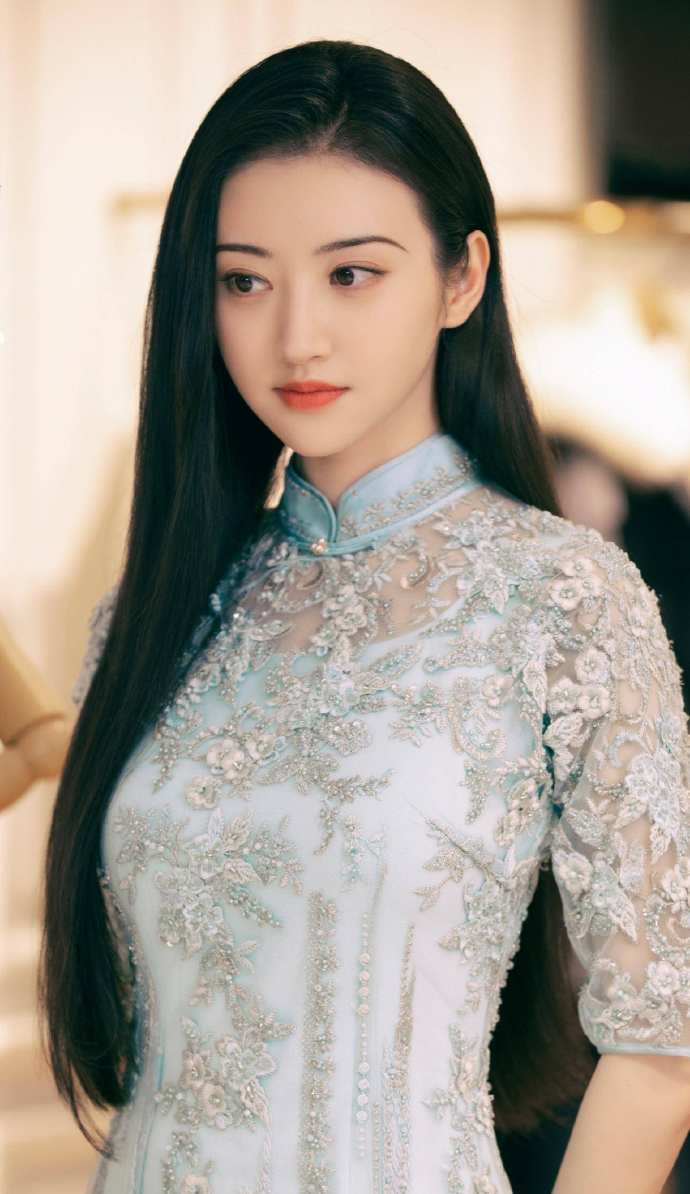 穿旗袍好看的女星,只服这6位,个个曼妙多姿,惊艳了时光_身材_气质