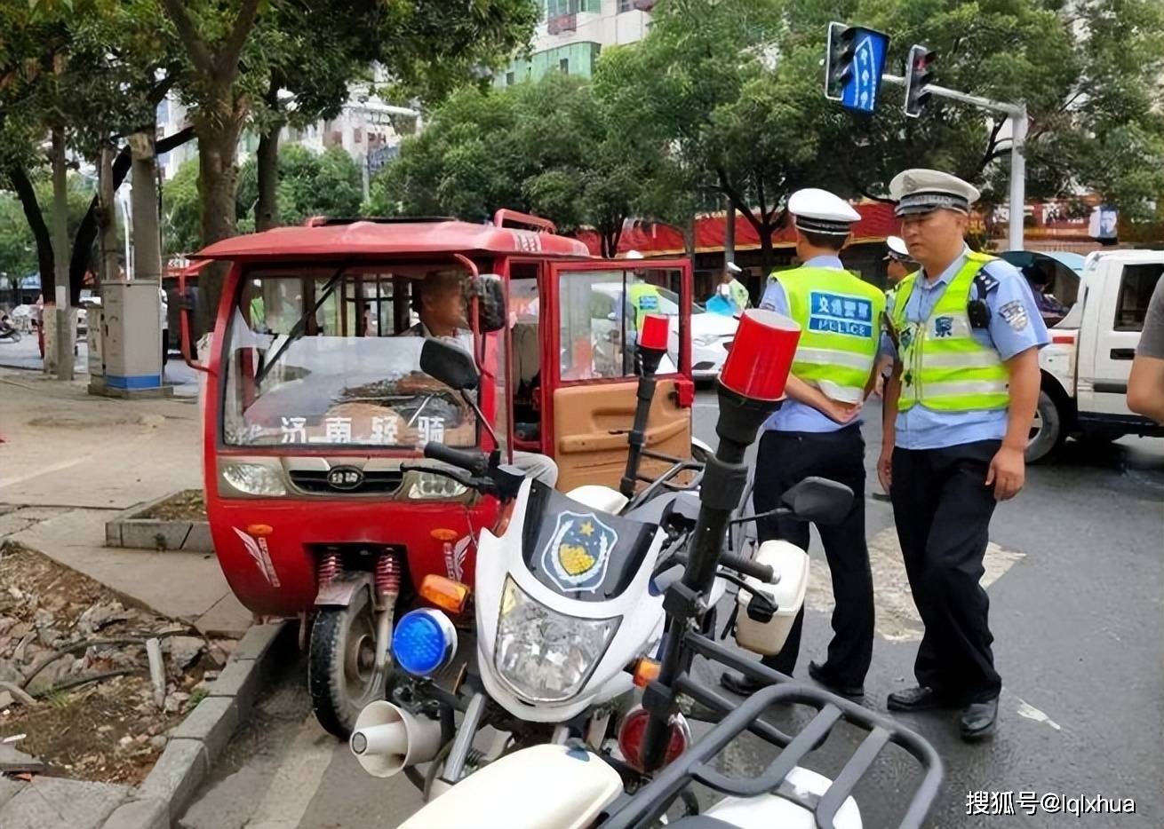 b2驾照可以开三轮车吗图片