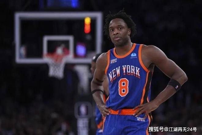 在来到了尼克斯队之后,他成为了布伦森和兰德尔之外的球队第三选择