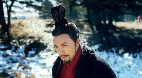 嬴稷沉稳,嬴荡桀骜,秦惠文王在立储之时,为何还是选择