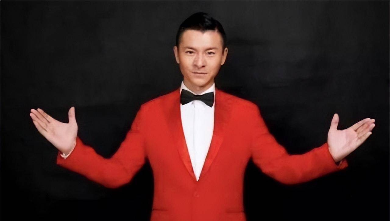 小"刘德华"教海哗:曾经风光无限,排场超过本尊,如今