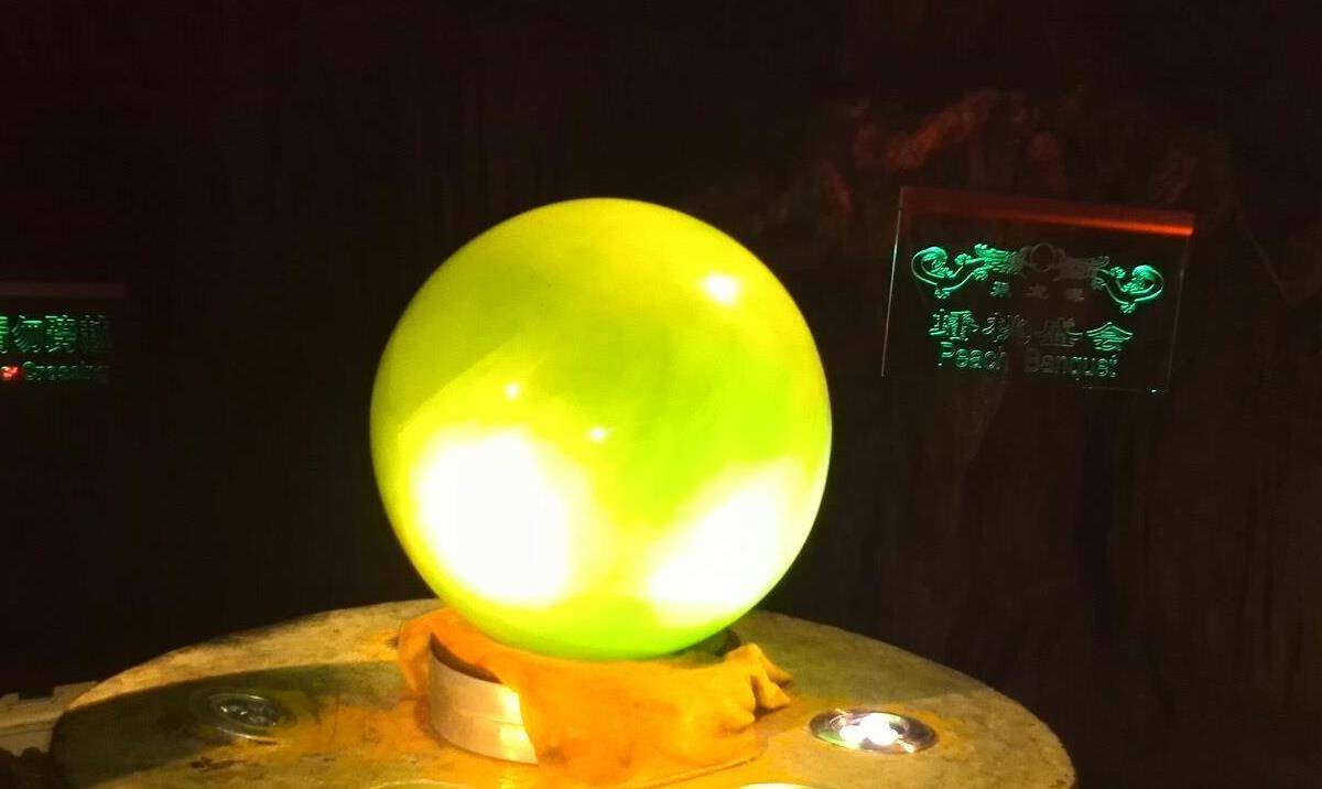 慈禧陵墓被盗后,价值8亿的夜明珠流落民间,是否被外国人买下?