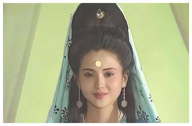 《小白菜》之外,陶慧敏还出演了《观世音传奇》中风华绝代的妙善公主