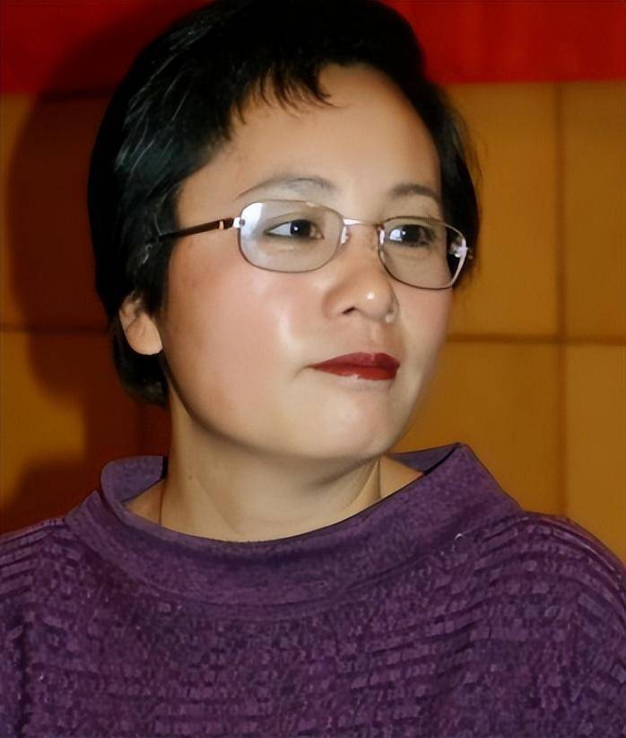 赵忠祥:从"明亮光彩"到"晚节不保"_形象_事业_成为了