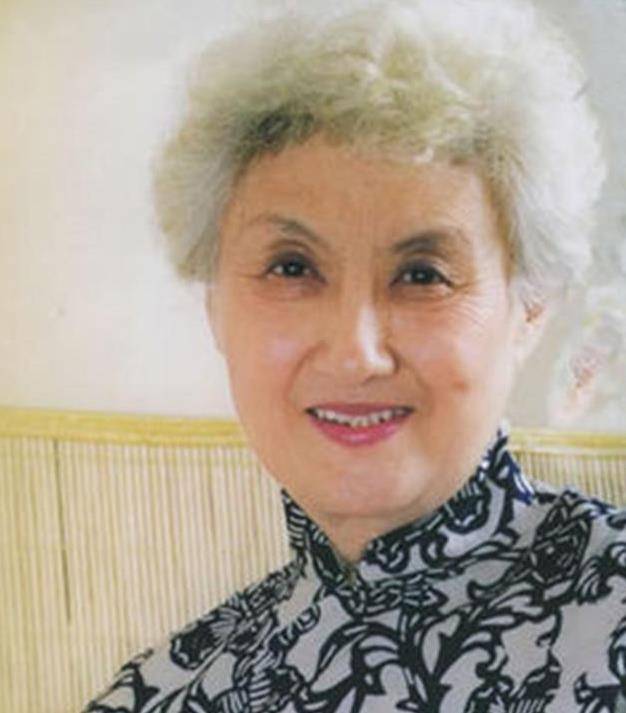 68岁四婚嫁冯亦代,95岁仍为武汉加油_黄宗英_赵丹_程述尧