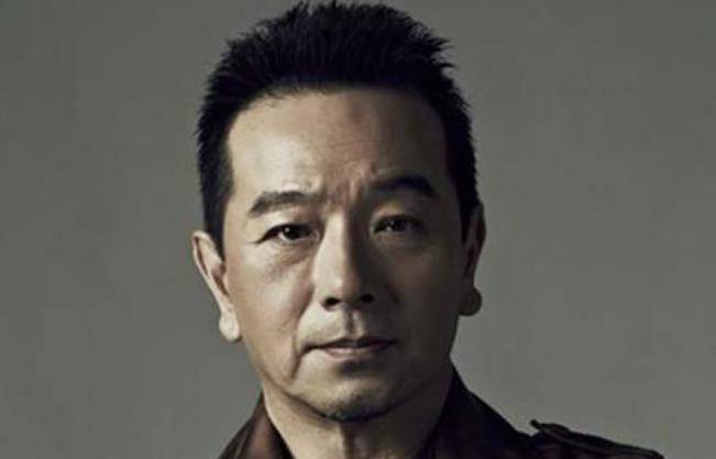 张晨光通过表演学习,有着深厚的表演功底,更有着独特