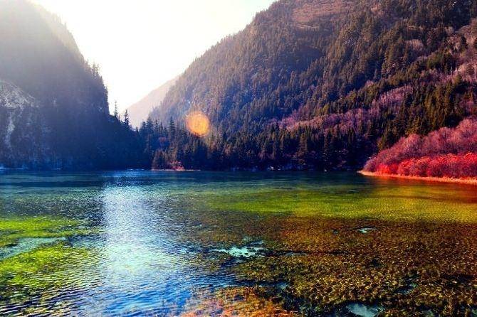 第四天:九寨沟-藏寨-中国古羌城,晚上住成都;早餐后出发前往【特色藏