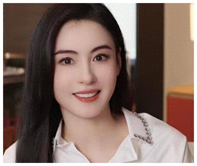 港媒:张柏芝怀四胎曝光!经纪人沉默,三胎父亲成谜!_生父_感情_消息