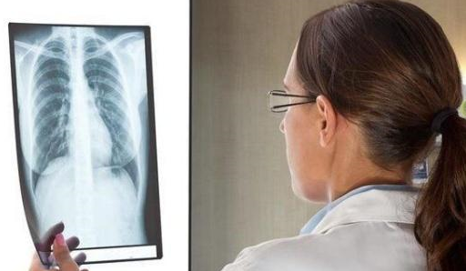 女人做"胸透"时,医生看到了什么?看完不要太尴尬_检查_时候_体检