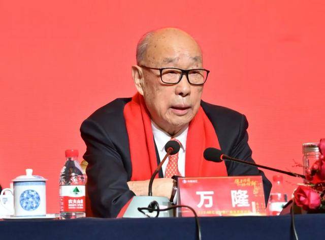 双汇:迎难而上扩规模_竞争_万隆_董事长