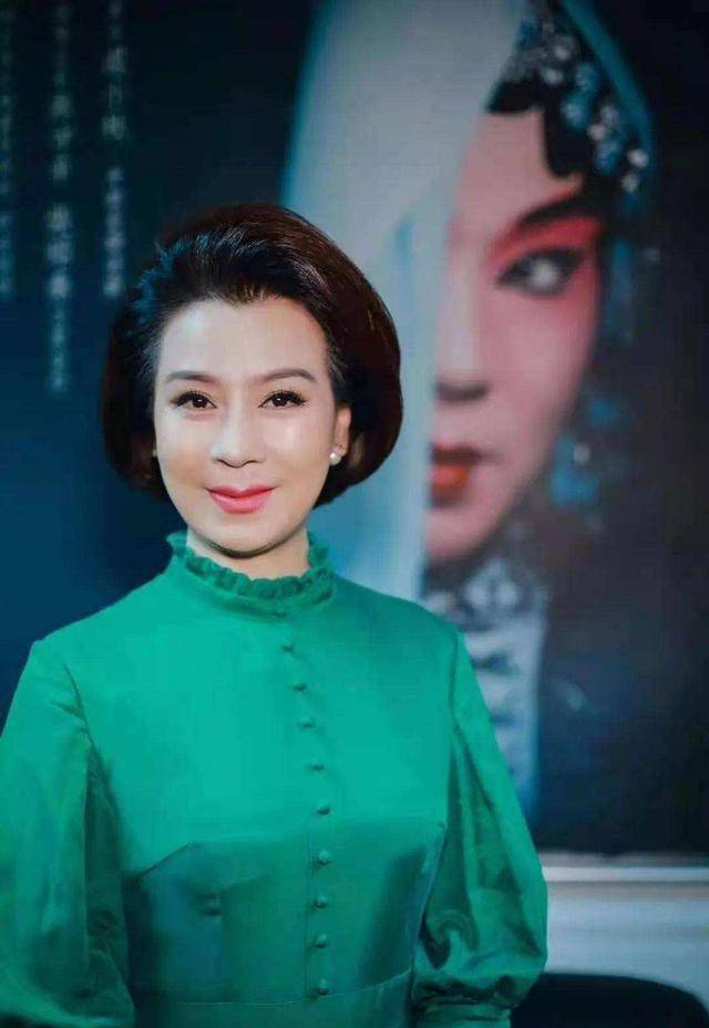 迟小秋回忆恩师王吟秋,表示其为人很正,只可惜王老晚年被害了_艺术