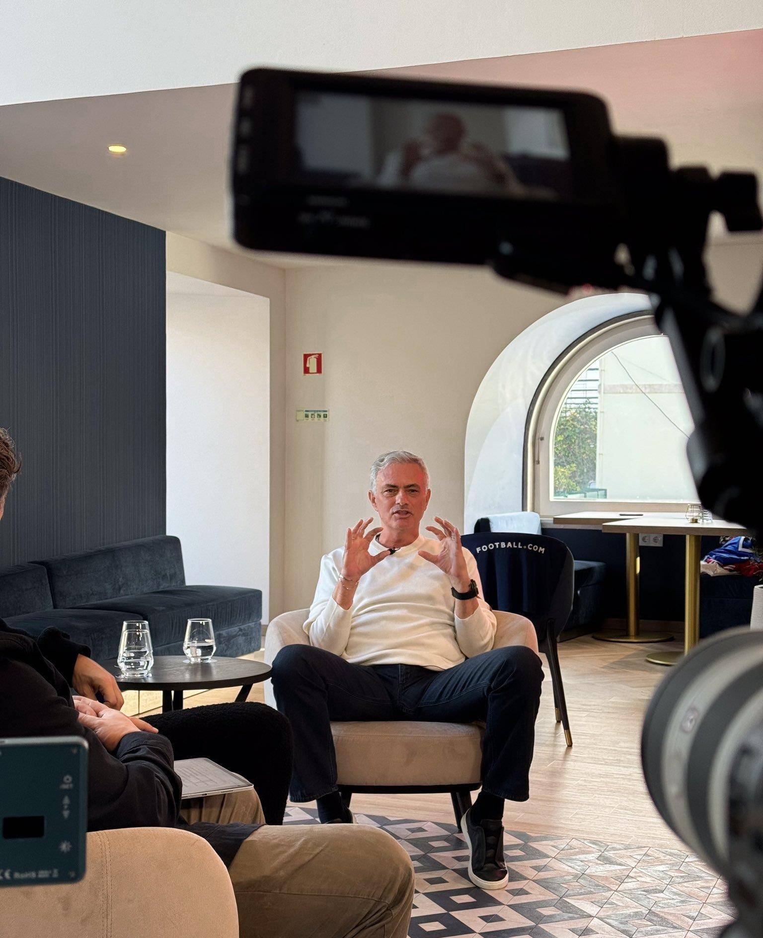 开掉穆里尼奥的女魔头仍在裁员,并暂停了新球场项目_莉娜_罗马_工作