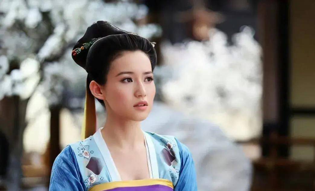 美人制造超豪华阵容美女群像,迪丽热巴5分钟领盒饭,17位谁最美_苏莲衣