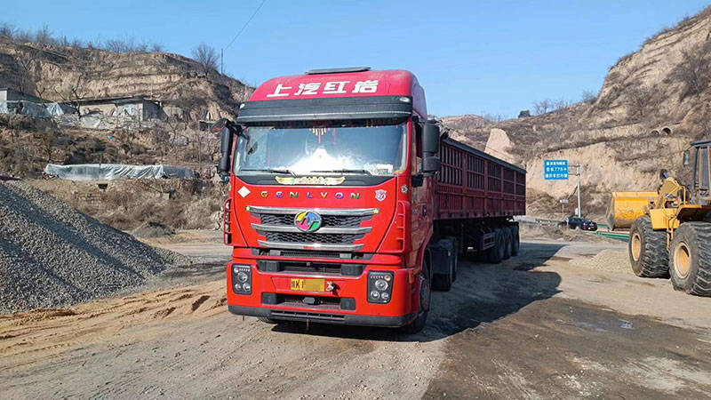 上汽红岩燃气重卡助力各地用户赢在"开工季"_搜狐汽车_搜狐网