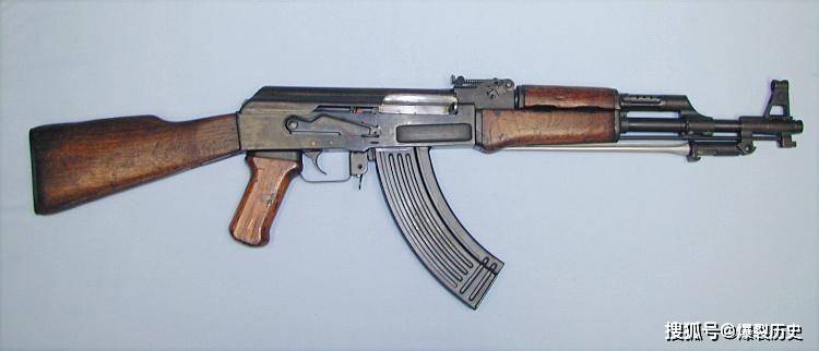 轻武器全部为国产,新出现的有56式冲锋枪,56式半自动步枪,56式轻机枪.