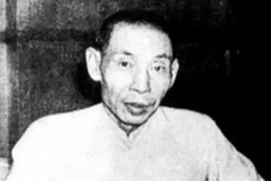 尤其是他的和平饭店,竟然是黑白两道都不敢动的地方.