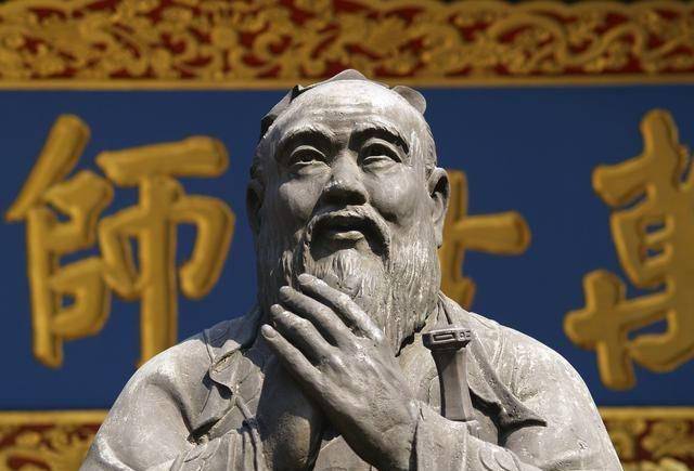 政府派军队保护产房,连鸣13响礼炮_孔家_民国_山东省