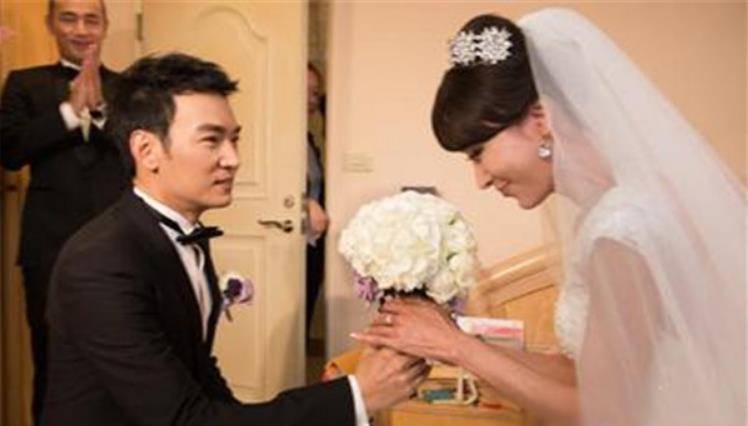 比王宝强还惨的男人:被戴"帽子"却弃上亿资产净身出户_焦恩俊_生活_小