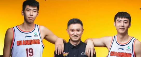 最不可能交易出去的三名球员,杜锋十分赞同_徐昕_徐杰_胡明轩