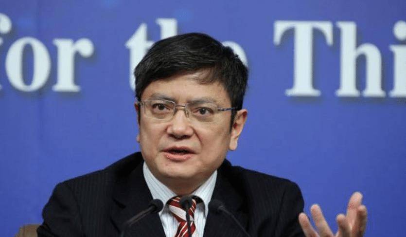 浙大教授郑强质疑:空姐有必要招研究生?_行业_观点_的能力